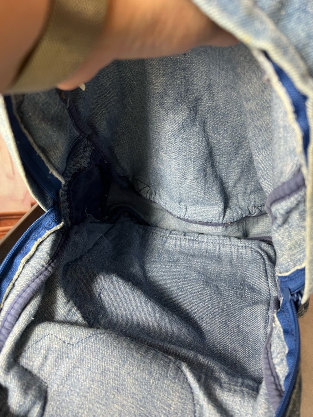 Vintage Gitano Blue Denim Backpack, top zip, front zip compartments, side pocket - Picture 4 of 15